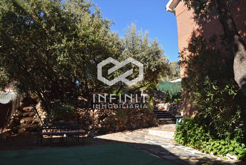 Foto 7649f330-7f10-418b-b49e-920098fbb9ba. Xalet amb calefacció aparcament a Pioz