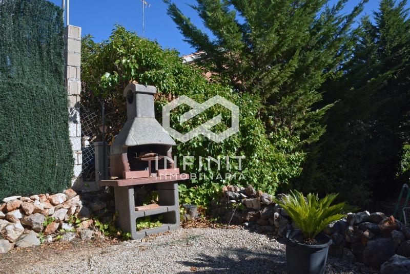 Foto ab81e1e4-be3c-480a-917e-27a5fef9e3f2. Xalet amb calefacció aparcament a Pioz