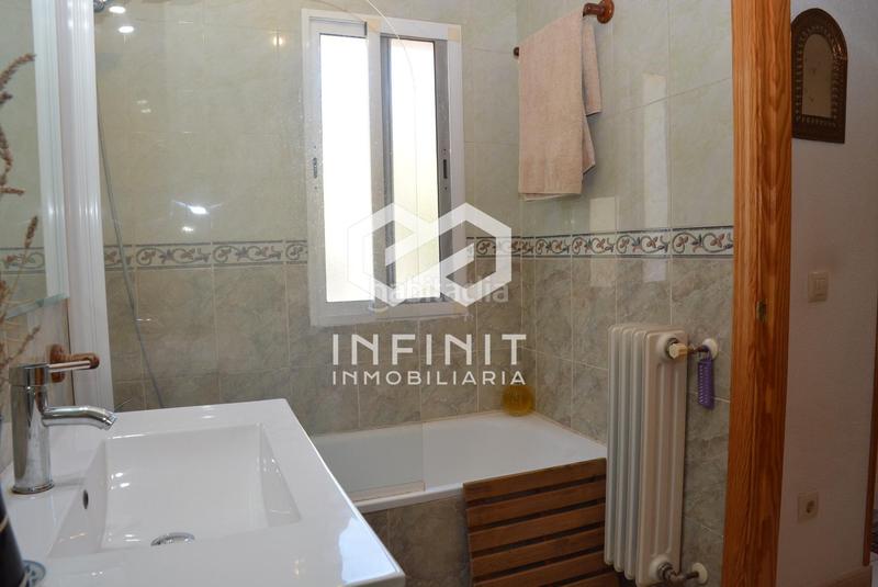 Foto dfaaea6d-3d2c-4791-afec-4f03e73b1f14. Xalet amb calefacció aparcament a Pioz