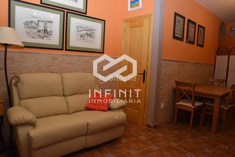 Foto 1a70be1f-2bd7-4b50-b8df-314503d42f6f. Haus mit parking in Escopete