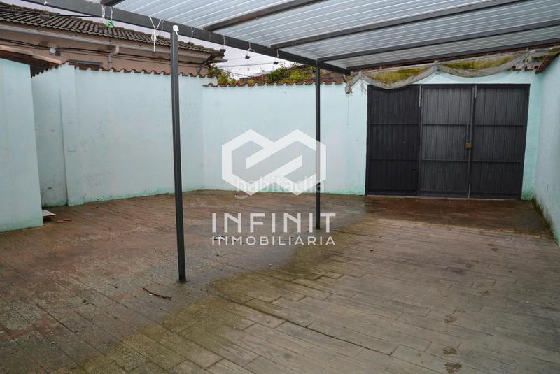 Foto 27e752a3-f1d9-46fe-af12-63d429bedbff. Haus mit parking in Escopete