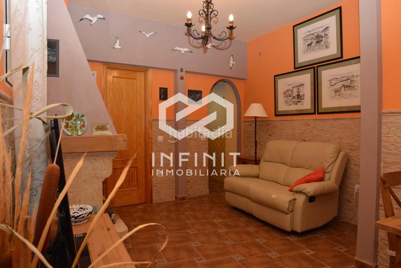 Foto 3ec4ad4f-c01e-42d8-b05f-1b9a006a9b3d. Haus mit parking in Escopete