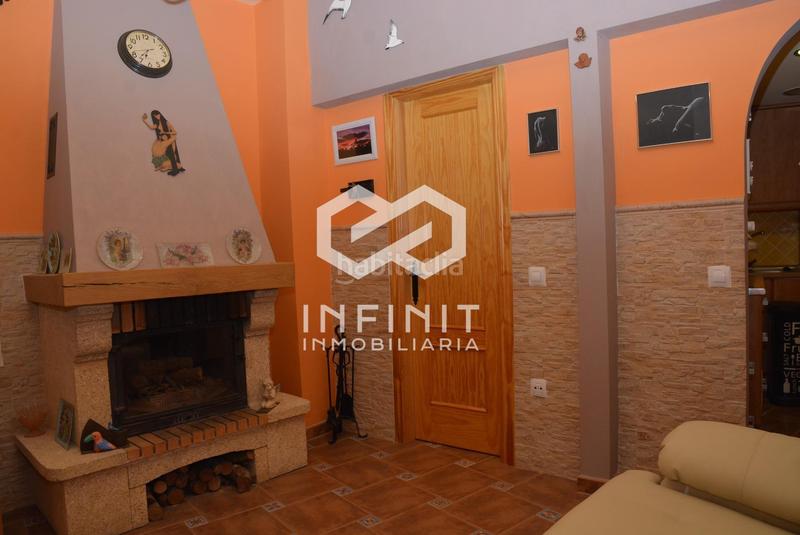 Foto 72ff1b4b-ad41-41f7-8c9a-21fbc51d9bd7. Haus mit parking in Escopete