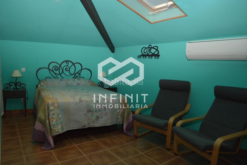 Foto 9599b362-bd51-4a78-86f9-e3021df0696e. Haus mit parking in Escopete