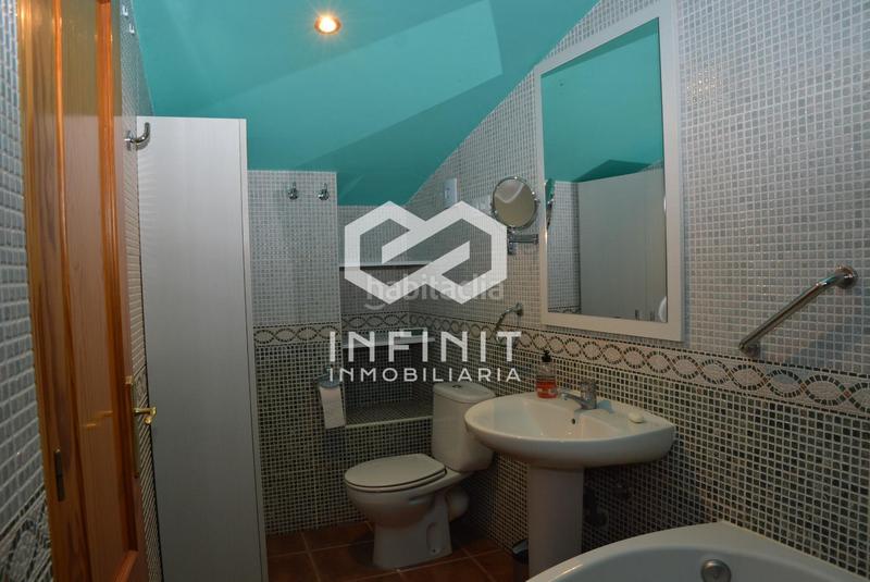 Foto 9c50a408-56b7-435c-ba5e-c4423cc8d161. Haus mit parking in Escopete