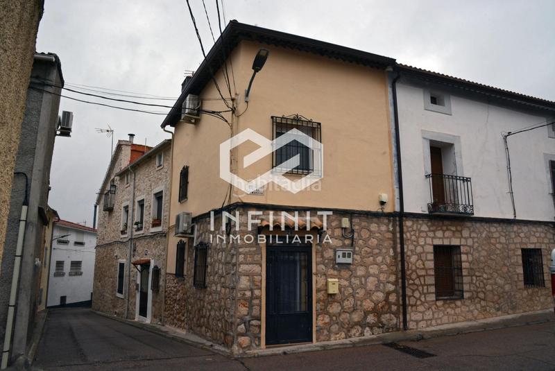 Foto ba35cdd6-4ee8-438b-a58e-b55678bfd212. Haus mit parking in Escopete