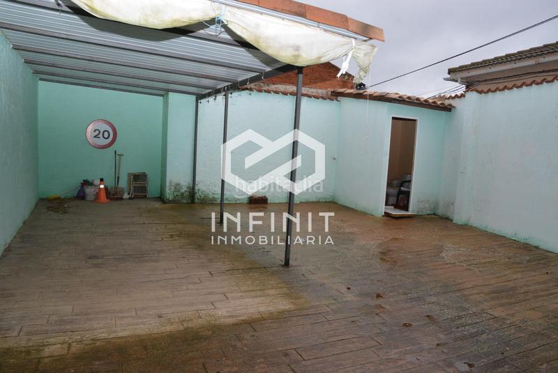 Foto f697913e-bcb2-44cd-b8f9-4abcfc161cc1. Haus mit parking in Escopete