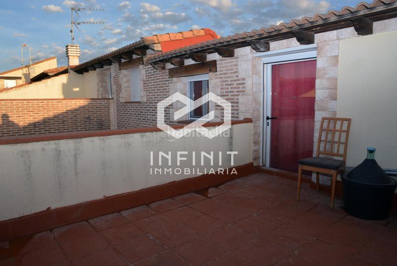 Foto 044705ac-6dca-41dc-b0bb-f9555f6c6909. Maison jumelée avec chauffage parking dans Yebra