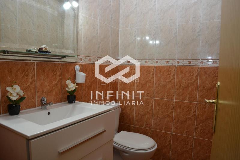 Foto 06ebc9d1-080e-445c-8025-57bb8b4d35a7. Maison jumelée avec chauffage parking dans Yebra