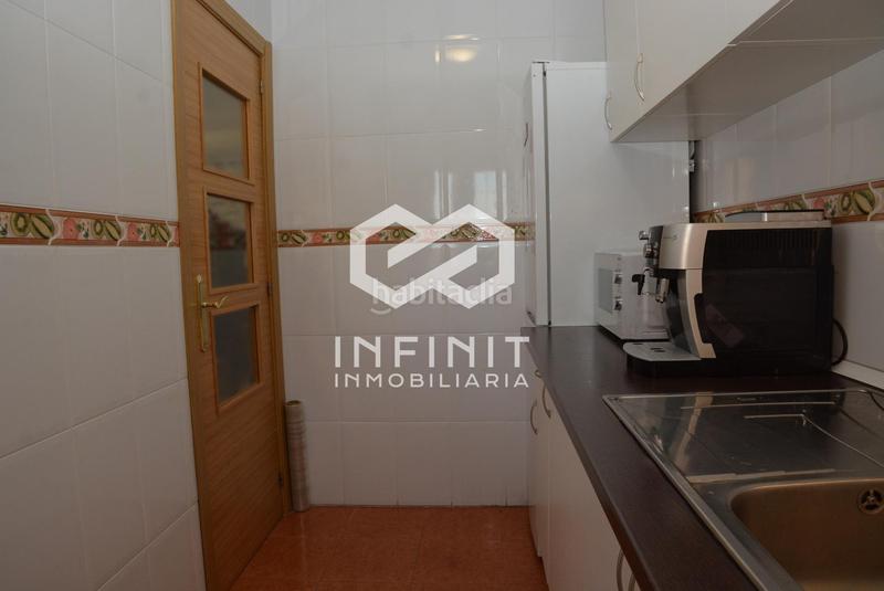 Foto 0eac230e-bb37-491b-aaf5-007e3dee9f9a. Maison jumelée avec chauffage parking dans Yebra