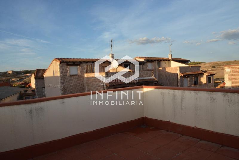 Foto 0eb09004-5940-443c-ab15-5417e6dd37c9. Maison jumelée avec chauffage parking dans Yebra