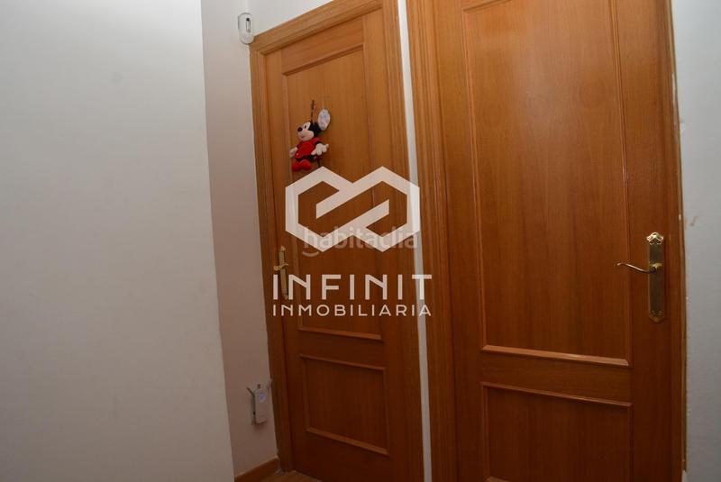 Foto 4cf48f36-94f1-4904-81a9-1e4c15aa1204. Maison jumelée avec chauffage parking dans Yebra