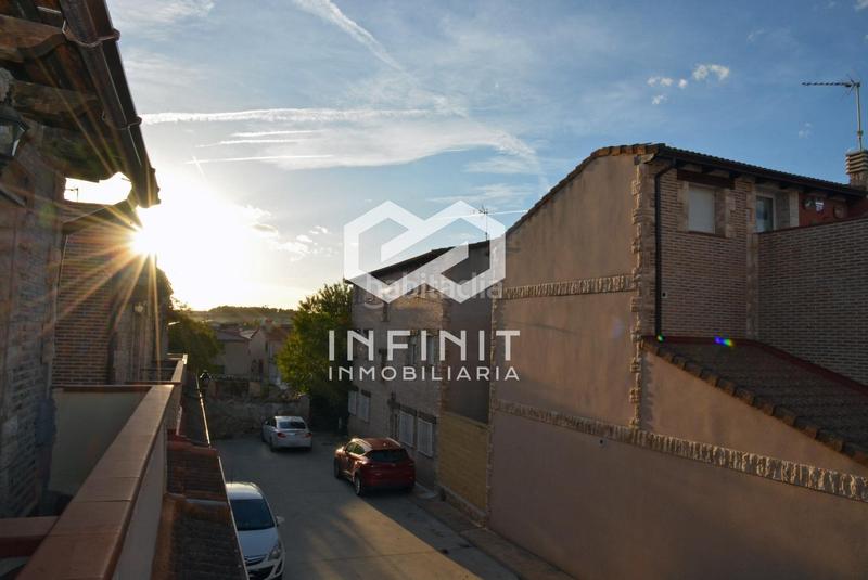 Foto 536a56ee-3b8c-4c46-8cad-cef64f48cb24. Maison jumelée avec chauffage parking dans Yebra