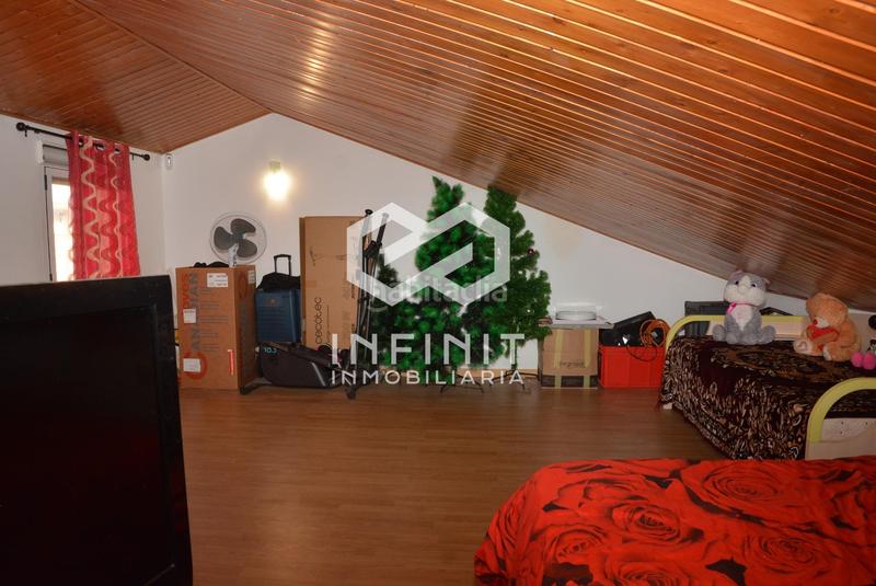 Foto 5e4f212d-4ecb-4ba2-b0ea-4469208fb6ef. Maison jumelée avec chauffage parking dans Yebra