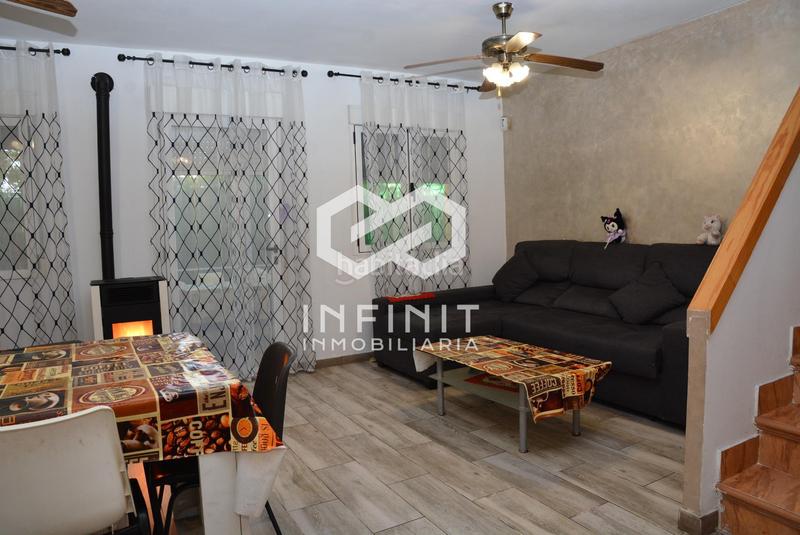 Foto 6fba23ca-9405-4576-bd83-6f02b51e066b. Maison jumelée avec chauffage parking dans Yebra