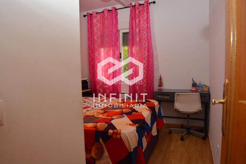 Foto 78de9268-36ed-4bf7-a830-b0f88b4d2c05. Maison jumelée avec chauffage parking dans Yebra