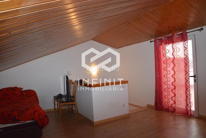 Foto 9bba209b-b3f8-41cc-91a8-5fe9adfc66a8. Maison jumelée avec chauffage parking dans Yebra