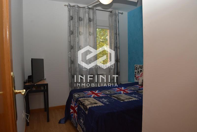 Foto fa42752d-df03-45de-9814-9fd8c3e637c0. Maison jumelée avec chauffage parking dans Yebra