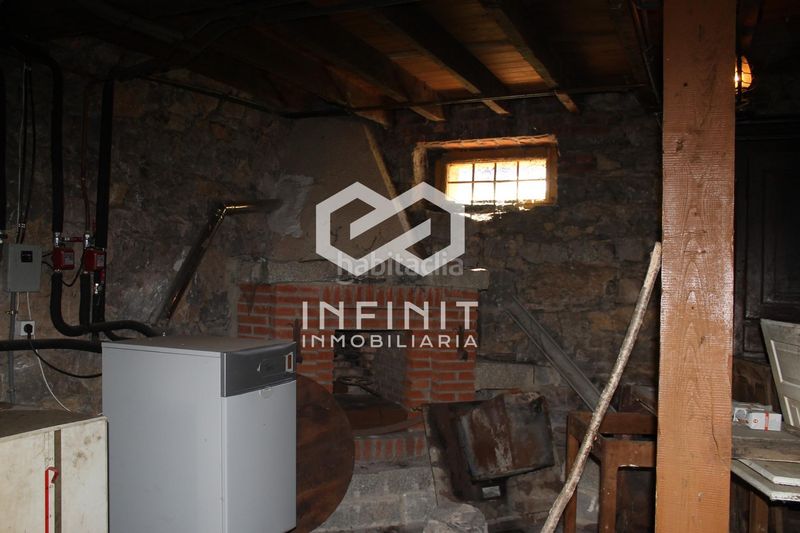 Foto 1e44867c-093e-465d-998d-d7df9369ed0e. Casa amb aparcament a Somiedo