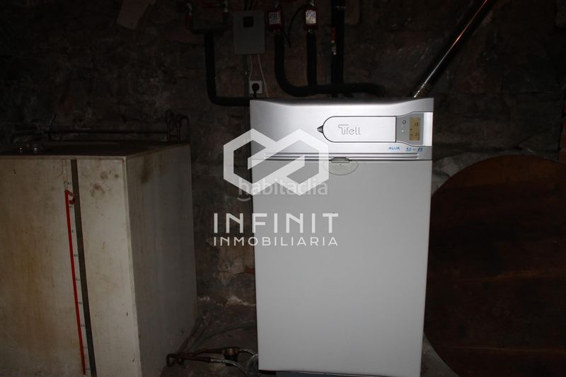 Foto a025472c-f27e-4910-98a5-072d1787b0ae. Casa amb aparcament a Somiedo