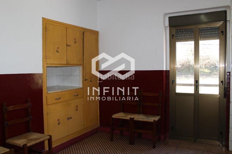 Foto b112a4c2-192f-4315-befe-71190dc0623e. Casa amb aparcament a Somiedo