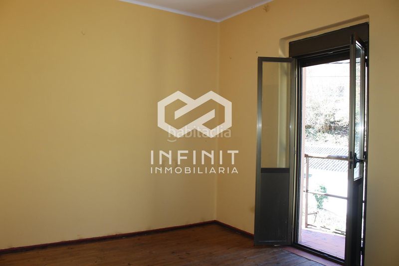 Foto e57fb630-4d5e-4649-a815-ed098ce29217. Casa amb aparcament a Somiedo