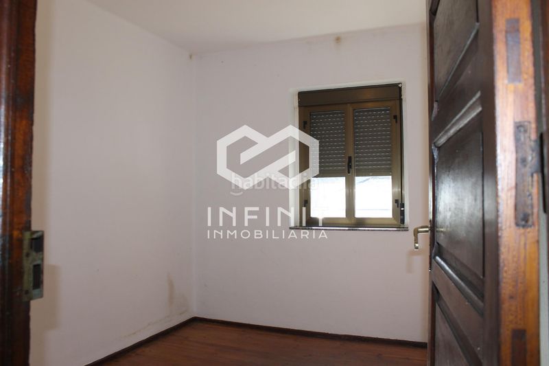 Foto f774cbe6-0958-4649-aa8b-46067d45c504. Casa amb aparcament a Somiedo