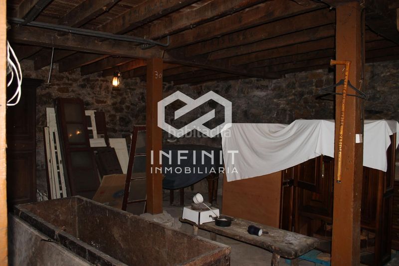 Foto fd3b08e3-8278-4627-a85f-8639ed1b2192. Casa amb aparcament a Somiedo