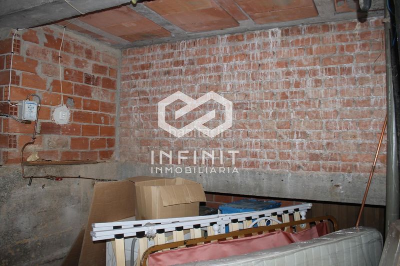 Foto 054b4ffb-8c22-4f8e-aa8f-2551529b2958. Pis a Ibias