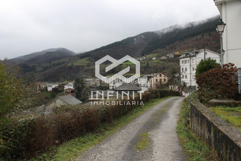 Foto 9f1fbc06-b425-4f4f-9363-4bd9ed2812a7. Pis a Ibias