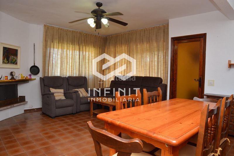 Foto bba26382-cd86-48a9-b6c8-5236481fcb67. Xalet amb aparcament piscina a Carabaña