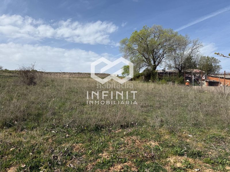 Foto b548ecd0-309b-4d82-b8cb-3960018ac6f0. Terreny residencial a Escopete