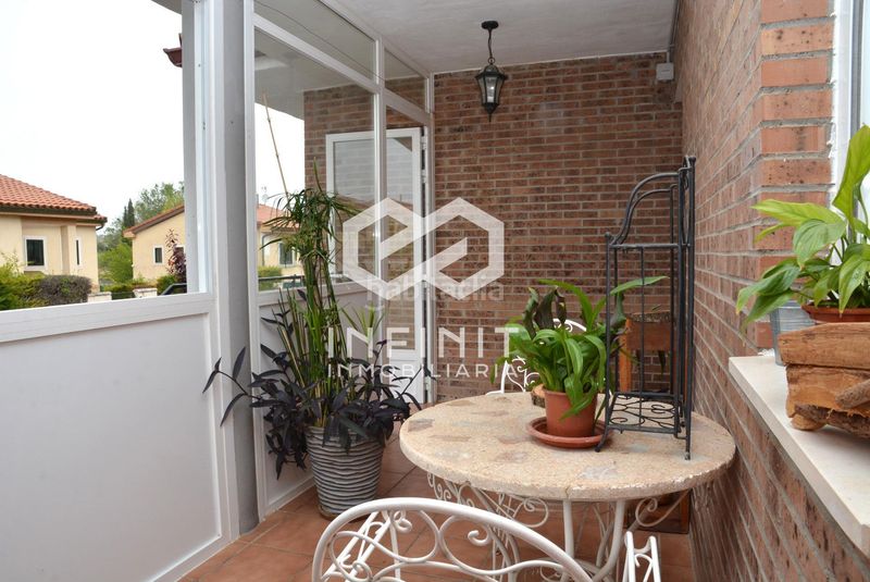 Foto 44c28583-a6d0-49f1-9965-2659d2a79e22. Xalet amb calefacció aparcament piscina a Yebes - pueblo Yebes