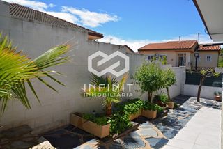 Chalet à Yebes - Pueblo. La tranquilidad de yebes con el espacio y comodidad que siempre