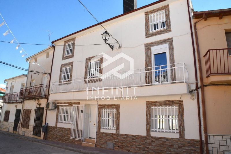 Foto 4357b9dc-e719-408e-b9cf-7337fc2ca259. Casa a Mazuecos