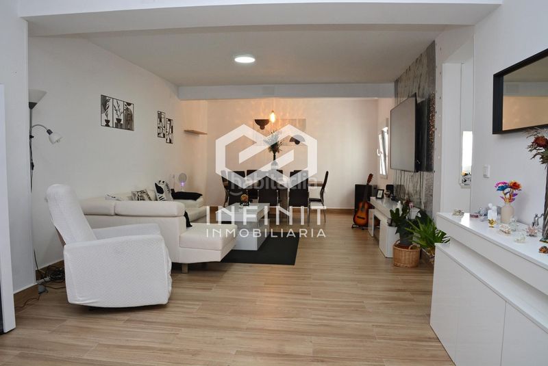 Foto 49f1b229-bdb7-4a84-a070-b1ef45c6eb12. Casa a Mazuecos
