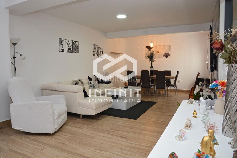 Foto b63abd8a-0cae-4af0-a94c-db37048e2e06. Casa a Mazuecos