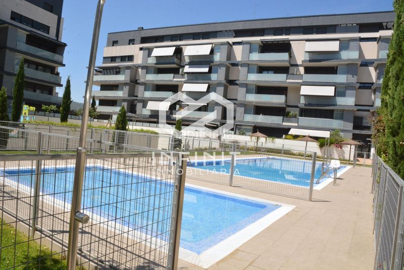Foto d75b9f41-945d-4406-8a96-e27331a27eaa. Pis amb calefacció aparcament piscina a La Garena Alcalá de Henares