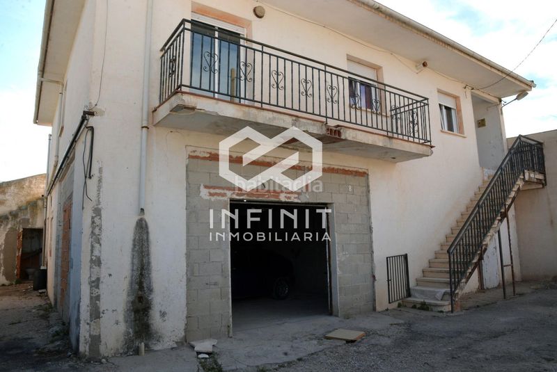 Foto 1b64dbba-a153-49a6-8797-4b99c54cc665. Casa amb aparcament a Mazuecos