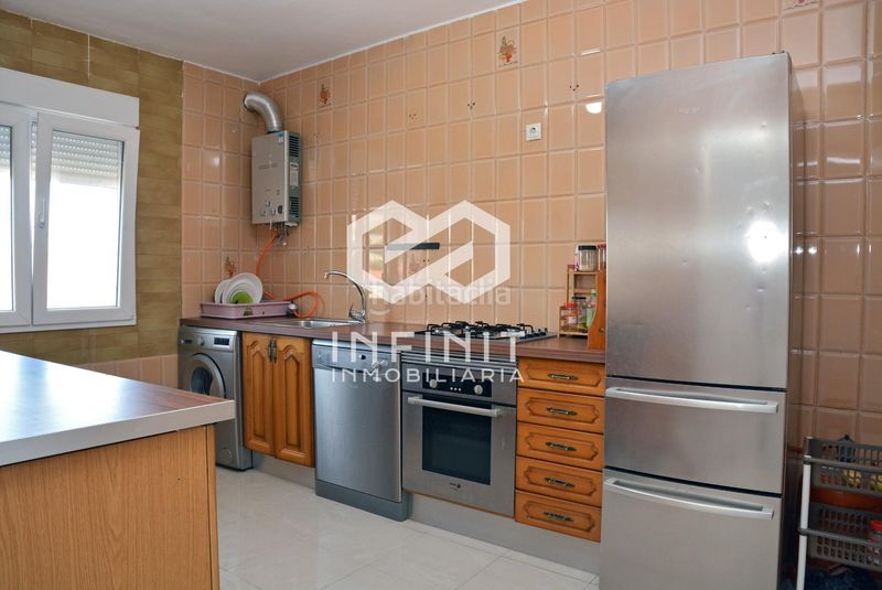 Foto 773a03b4-2375-40b8-aaf5-5a0390e938a9. Casa amb aparcament a Mazuecos