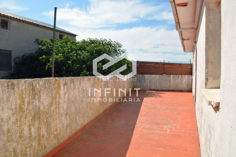 Foto 77b1dc04-b8c4-4948-9b9f-76995d7f4827. Casa amb aparcament a Mazuecos