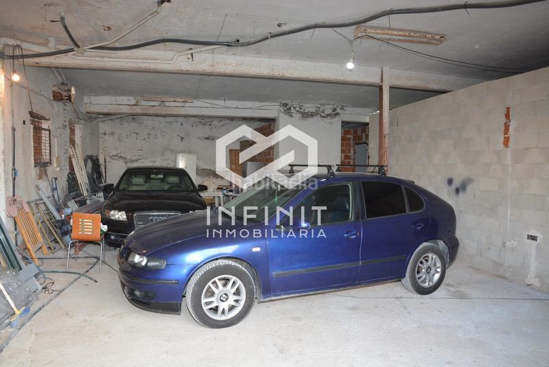 Foto 78fa2a4b-aa33-4a4f-ae95-ce336b73ae0a. Casa amb aparcament a Mazuecos