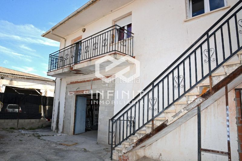 Foto 8b35f85d-8583-4dc7-bc69-d2978314cabd. Casa amb aparcament a Mazuecos