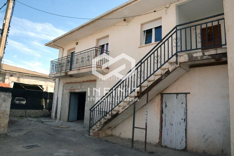 Foto a004b572-0f2e-4623-8b75-f420207829e4. Casa amb aparcament a Mazuecos
