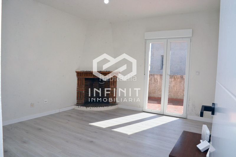Foto ce58ba9d-1aa1-4361-bce7-e5b95fc88c33. Casa amb aparcament a Mazuecos