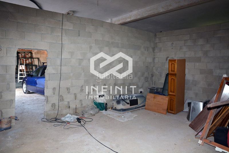 Foto d9f6e473-b12b-4740-8f04-17f70a2df27d. Casa amb aparcament a Mazuecos