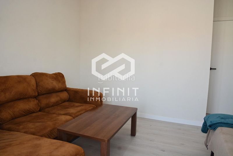 Foto e9f8c0ad-4927-48b2-a63e-410cbbeddfff. Casa amb aparcament a Mazuecos