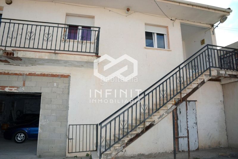 Foto f5b1b227-d430-42e7-aba3-50cd7f10d62e. Casa amb aparcament a Mazuecos