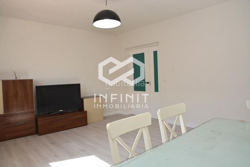 Foto ff5978d9-61b3-4550-917f-5584b804eb41. Casa amb aparcament a Mazuecos
