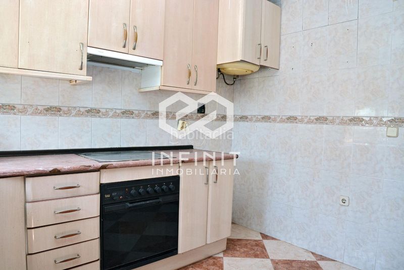 Foto 0d58df27-c537-4448-89fc-0ae1037c4e11. Xalet amb aparcament a Robledillo de Mohernando